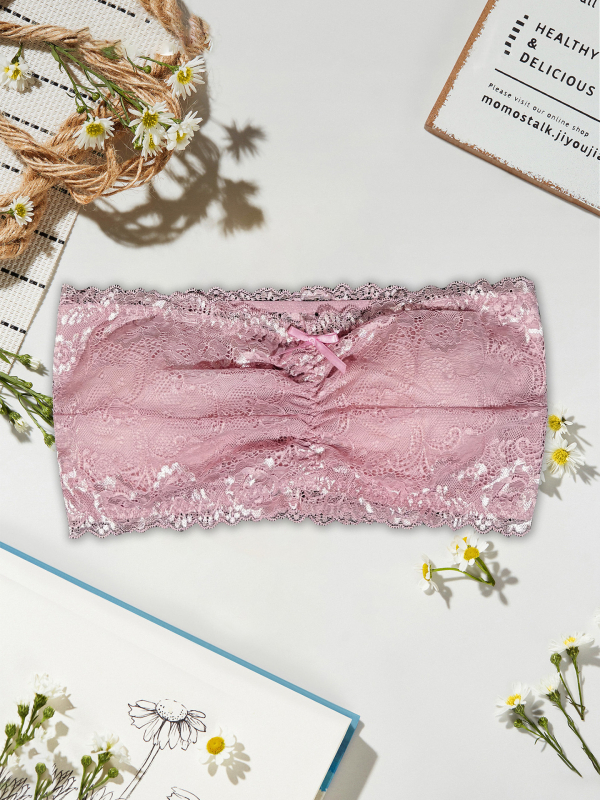 Bezšalni grudnjak tipa tube-top, tanak i prozračan; šalica: 3/4; srednje oblikovana šalica; materijal šalice: pamuk; materijal: najlon