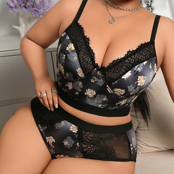 Csipkés pántos melltartó szett, klasszikus, mégis vonzó stílus, poliészter anyag, tej-selyem bélés, teljes kosár