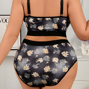 Csipkés pántos melltartó szett, klasszikus, mégis vonzó stílus, poliészter anyag, tej-selyem bélés, teljes kosár