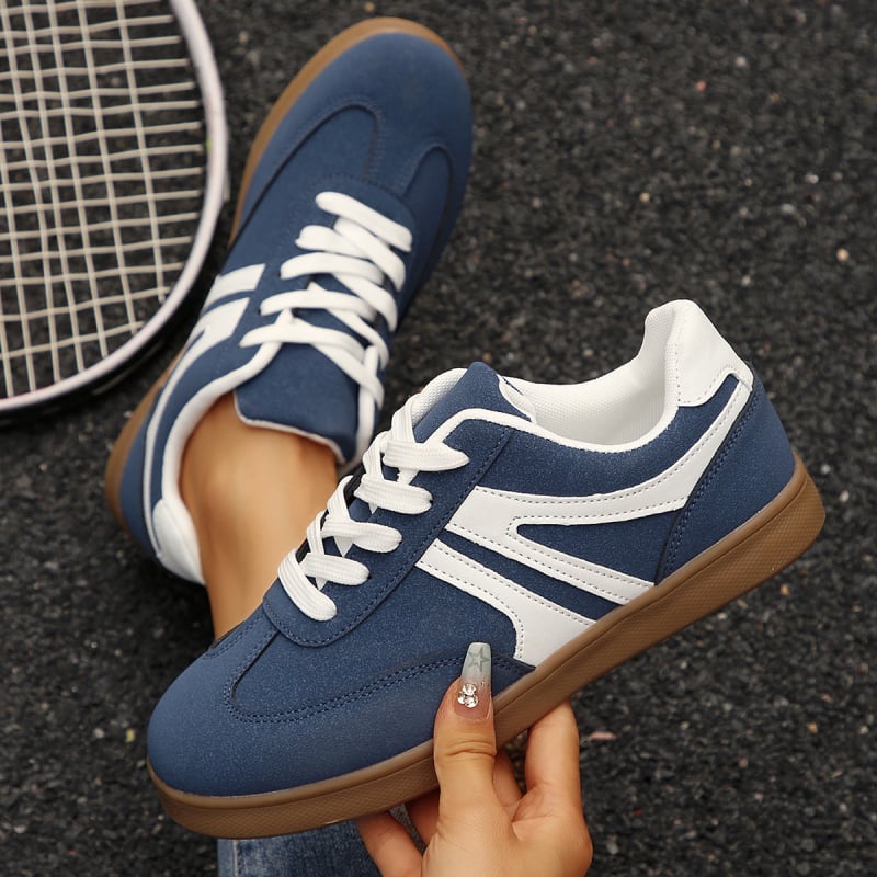 Női platformos sneaker — kerek orr, mű PU felsőrész, légáteresztő mesh belső, fűzővel záródó, alacsony platform sarok 1–3 cm