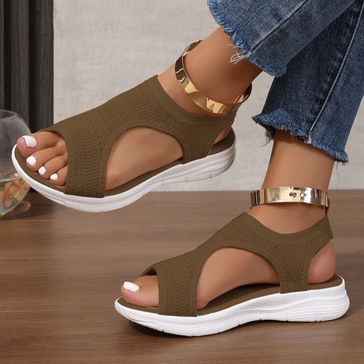 Žuvies burnos formos sandalės, viršus iš tinklo, vidus iš tinklo, guminis padas, laisvas stilius