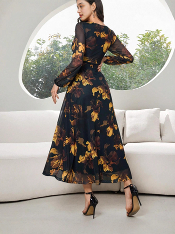 Dlhé šaty A-línie s výstrihom do V, dlhé rukávy, kvetinový vzor, polyester