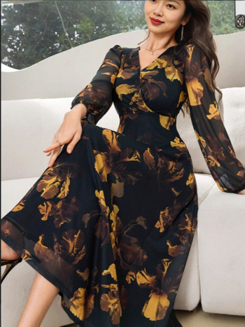 Dlhé šaty A-línie s výstrihom do V, dlhé rukávy, kvetinový vzor, polyester