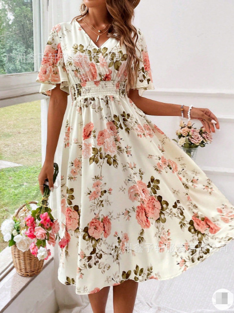 Šaty s kvetinovým vzorom, V výstrihom, rukávy v tvare lupienkov, elastický pás, dlhé šaty A-line