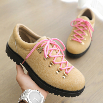 Pánske kožené mokasíny, vrchný materiál: zmiešaný materiál; podrážka: guma; tvar špičky: guľatá; výška päty: nízka (1-3 cm); funkcia: zväčšenie výšky