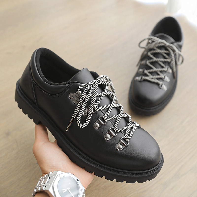 Pánske kožené mokasíny, vrchný materiál: zmiešaný materiál; podrážka: guma; tvar špičky: guľatá; výška päty: nízka (1-3 cm); funkcia: zväčšenie výšky