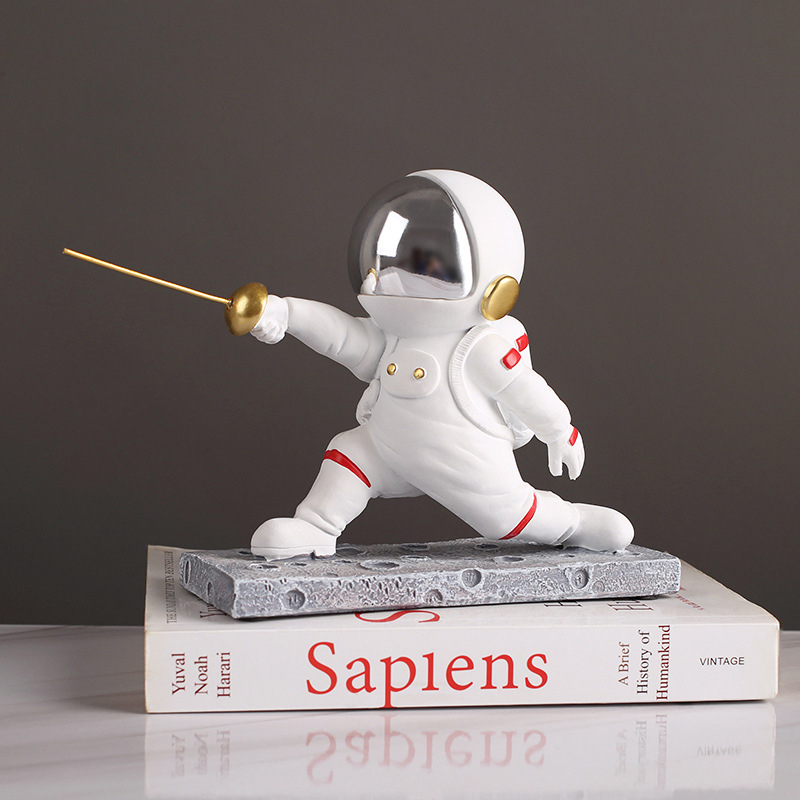 Figúrka astronauta šermiar, syntetická živica; jednoduchý a moderný štýl; výroba: liatie, leštenie; kód produktu Ltao675776013872