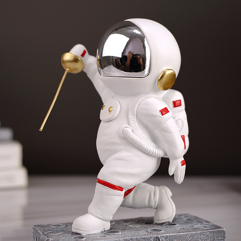 Figúrka astronauta šermiar, syntetická živica; jednoduchý a moderný štýl; výroba: liatie, leštenie; kód produktu Ltao675776013872