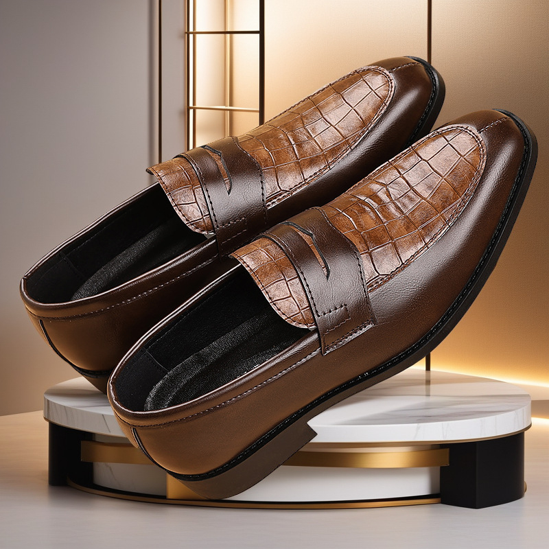 Férfi PU bőrből készült felső részű cipő, hegyes orral, gumitalppal, alacsony sarka 1–3 cm, csíkos mintázat, bőr belső bélés, ősz