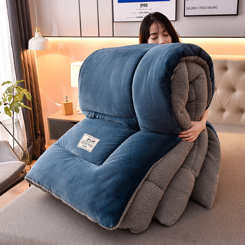 Miss Deer Зимно квилтирано одеяло с пълнеж от седем-дупково влакно, тъкан: химическа влакна, квилиране, за зимния сезон, тегло 6–7 кг