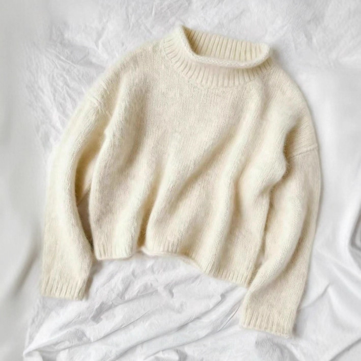 Ženski pulover od mohair stila, slobodan kroj, okrugli ovratnik, dugi rukavi, standardna duljina
