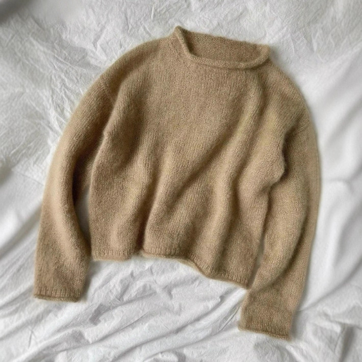 Ženski pulover od mohair stila, slobodan kroj, okrugli ovratnik, dugi rukavi, standardna duljina