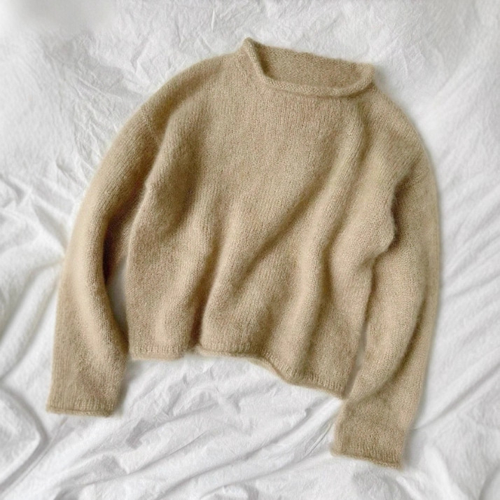 Ženski pulover od mohair stila, slobodan kroj, okrugli ovratnik, dugi rukavi, standardna duljina