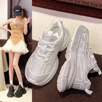 Női rhinestone-díszítésű középmagas edzőcipő, PU felsőrész, vastag talp, lace-up zárás