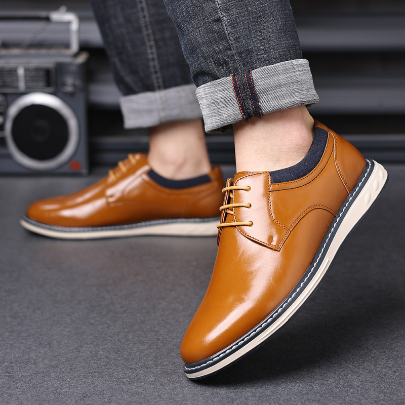 Pánske derby topánky, priedušný letný dizajn, vrchná časť z umelej PU, predné šnúrky, masážna stielka, nízky podpätok 1–3 cm