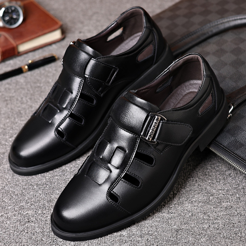 Férfi perforált bőrből készült Slip-On cipő | Légáteresztő felsőrész, kerek orr, gumitalp