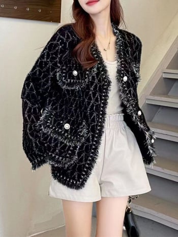 Kardigán v Chanel štýle s strapcami, voľný strih, V výstrih, dlhé rukávy, jacquardový geometrický vzor, materiál z imitácie norky