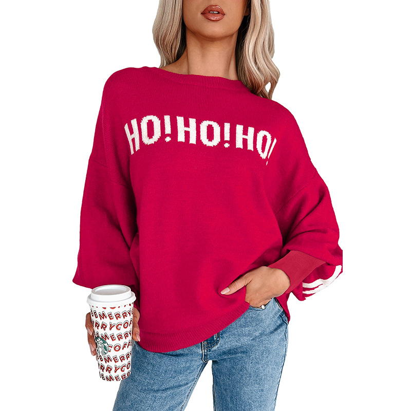 Ženski pulover od viskoze s okruglim izrezom, dugim rukavima, širokog kroja i otiskom slova.