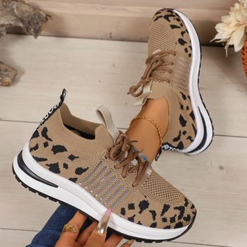 Pantofi sport casual dama, partea superioară Flyknit, vârf rotund, imprimeu leopard, șireturi în față, talpă din cauciuc