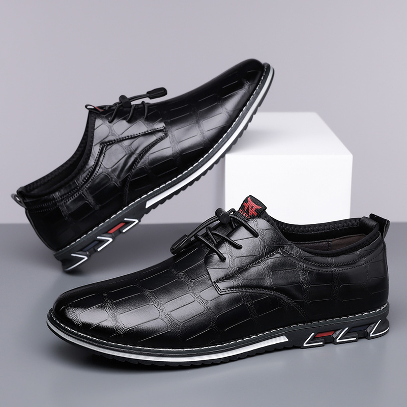 Pánske mokasíny s PU vrchnou, gumová podrážka, okrúhla špička, nízky členok, protisklzná podrážka