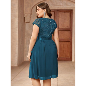 Svadobné šaty s čipkou a flitrami, dlhé rukávy, Vinylon materiál, pre všetky ročné obdobia, pre ženy stredného a staršieho veku