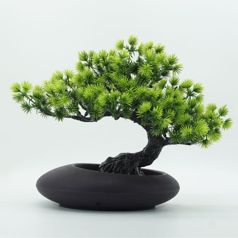 Plastový dekoratívny strom Welcome Pine — Mingyi 156, vstrekované spracovanie, určený na ozdobu, stolovú dekoráciu a rekvizitu na fotografiu.