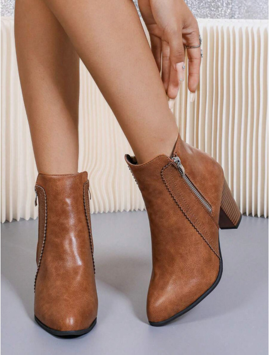 Ženske modne čizme, euro-američki stil, oštar vrh, chunky peta, bočni zatvarač, PU gornji dio