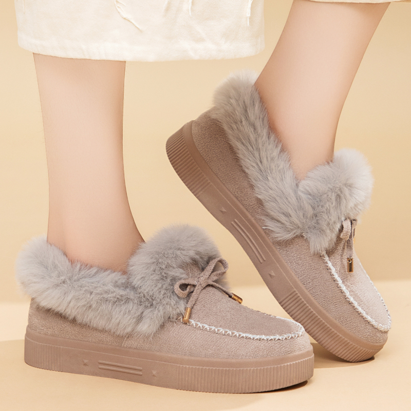 Női téli csizma velúr felsőrésszel, műszőrme bélés, alacsony szár, slip-on