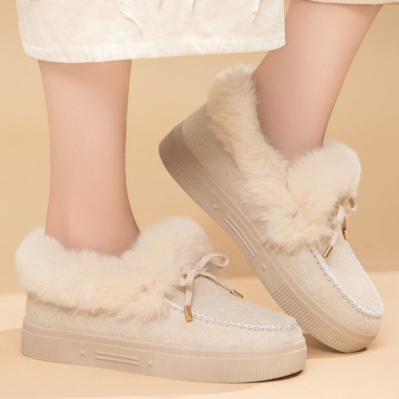 Női téli csizma velúr felsőrésszel, műszőrme bélés, alacsony szár, slip-on