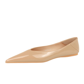 Koreai stílusú fényes patentbőr lapos cipő, hegyes orrú, slip-on, alacsony felső rész
