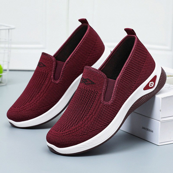 Őszi női vászoncipő – slip-on, légáteresztő felsőrész fly-weaving, kerek orr, sík PVC talp, textil bélés