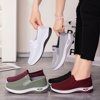 Őszi női vászoncipő – slip-on, légáteresztő felsőrész fly-weaving, kerek orr, sík PVC talp, textil bélés
