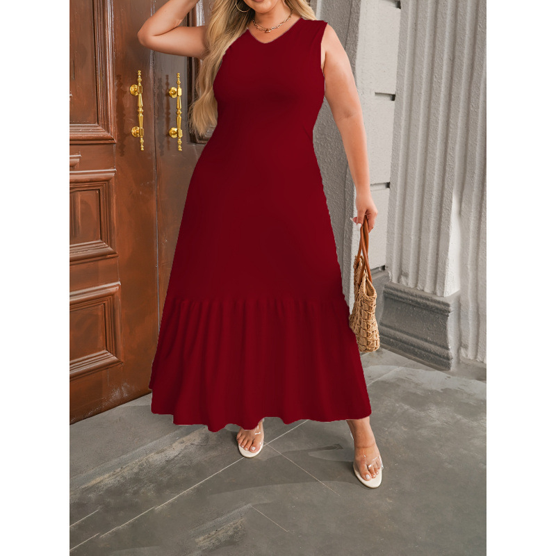 Maxi suknelė, siauras kirpimas, 7/8 rankovės, platus apykaklė, vidutinio elastingumo audinys (95% poliesteris, 5% elastanas)