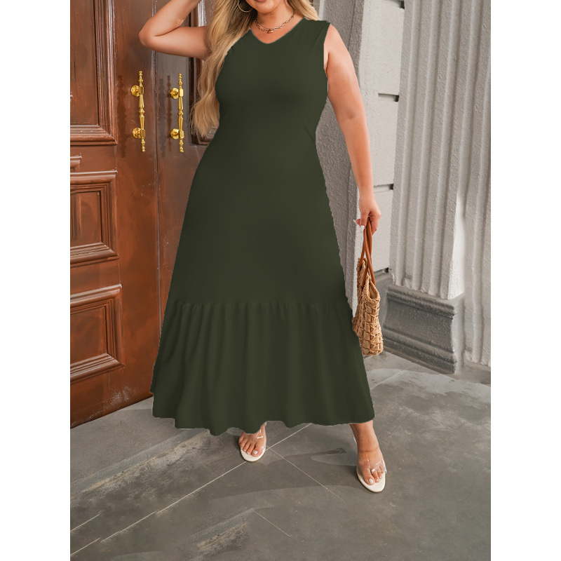 Maxi suknelė, siauras kirpimas, 7/8 rankovės, platus apykaklė, vidutinio elastingumo audinys (95% poliesteris, 5% elastanas)