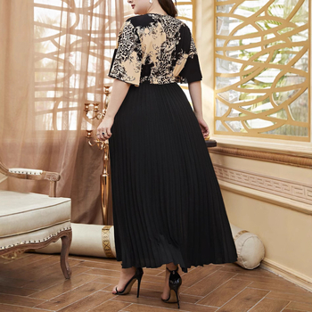 Elegantiška ilga suknelė su V kaklu, klostuota, patchwork dizainas, poliesteris 80–90%, Vasaros 2025