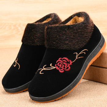 Памучни обувки с бродирани цветя, горна част от набук, подплата от плюш, средна височина, модел без връзки