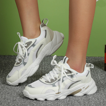 Uniszex sportos mindennapi cipő, lélegző PU hálós felsőrész, könnyű, középtalpas 3-5 cm, MD talp