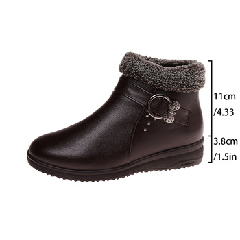 PU felső részű téli csizma, oldalsó cipzár, meleg bélés, gumírozott talp, alacsony klín