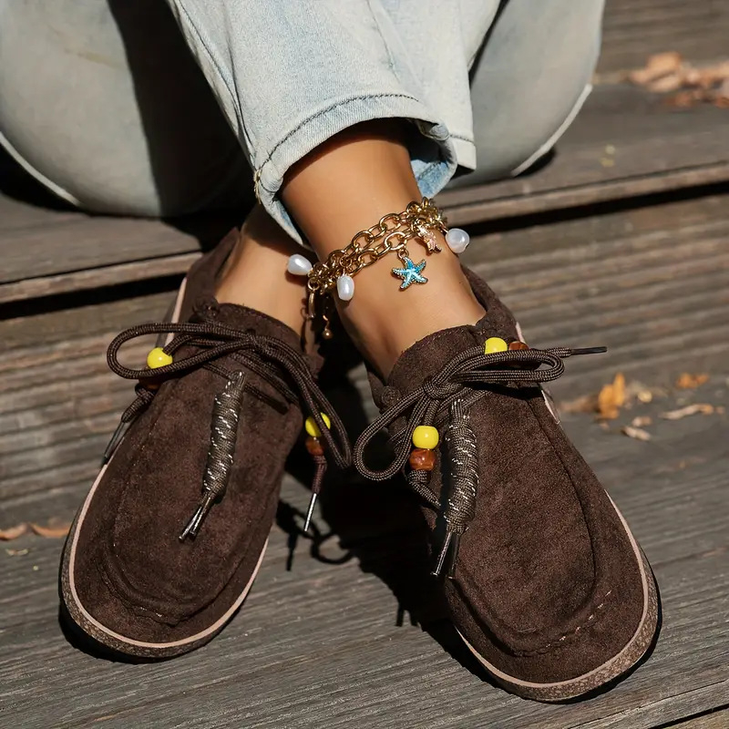 Vintage stílusú női mokaszlin bársonyos felsőrésszel, kerek orr, fűzős záródás, platformos gumitalp