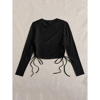 Hosszú ujjú póló laza szabásban, kerek nyakú, kollázs dizájn, poliészter 95%+, elasztán <30%