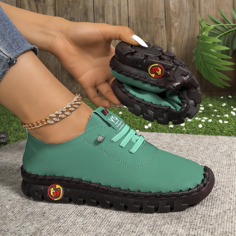 Uniszex lapos cipő kerek orral, PU felsőrész, gumírozott talp, elasztikus pánttal