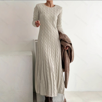 Rochie tricotată fără mâneci, lungă, în croială A-line, guler rotund, viscoză 30–50%