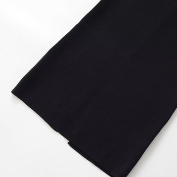 Megzti midi sijonas, poliesterio audinys, siūlų dažyta medžiaga, siauras kirpimas, rudens 2025 sezona, elegantiškas ir universalus stilius