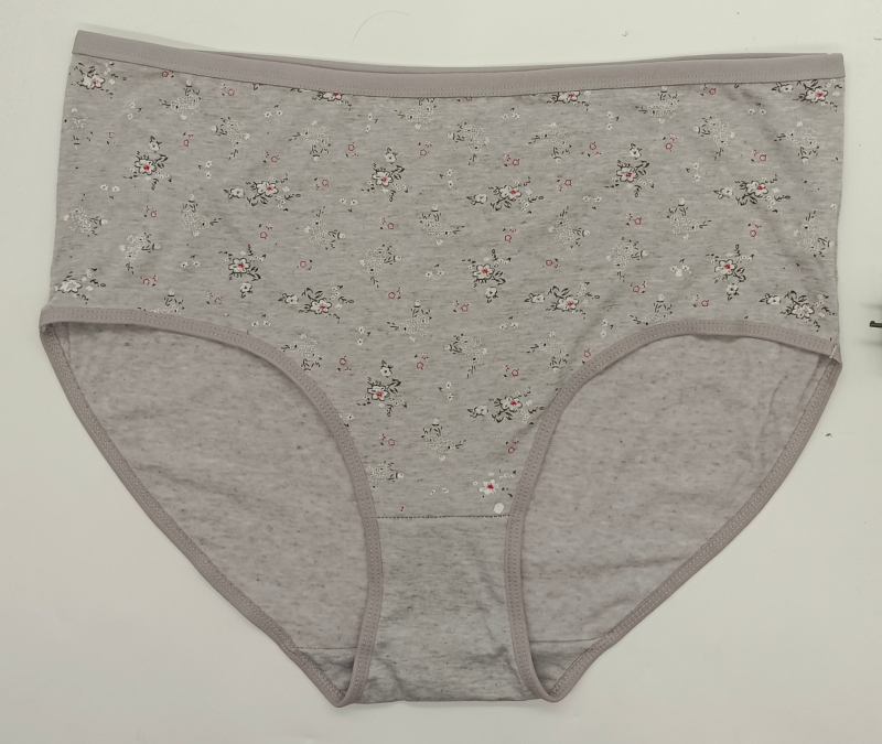 Дамски бикини с средна талия, принт със сливово цвете, плетена памук‑полиестер тъкан (15% памук, 85% полиестер) с памучно чатало; дишащи, бързосъхнещи, повдигащ ефект