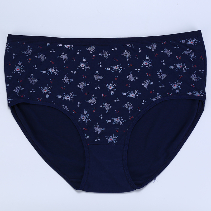 Дамски бикини с средна талия, принт със сливово цвете, плетена памук‑полиестер тъкан (15% памук, 85% полиестер) с памучно чатало; дишащи, бързосъхнещи, повдигащ ефект