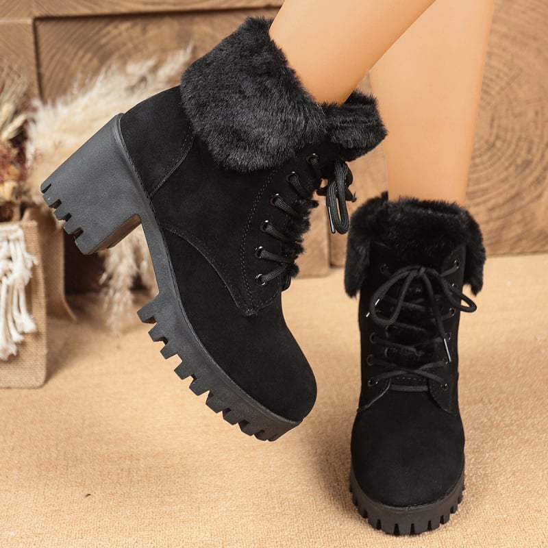 Női velúr csizma kerek orrú, 6–8 cm magas, vastag sarok, elöl fűzővel zárható, textile talpbetét