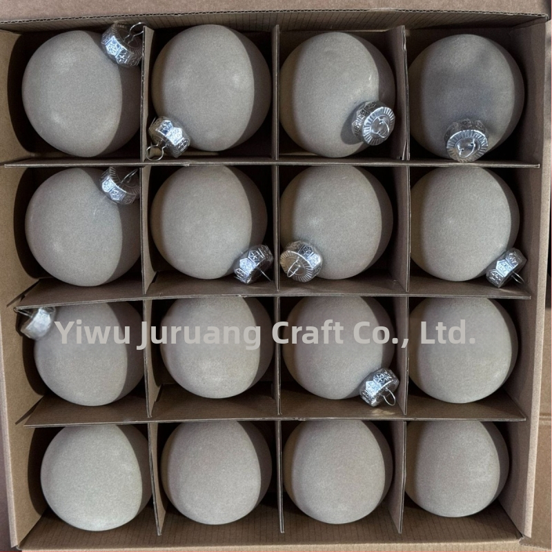 Vianočná guľa s flockingom — Poly Velvet značka, materiál flocking a flocking spracovanie