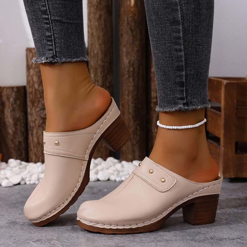 Πέδιλα με ανοιχτό δάχτυλο, άνω μέρος από τεχνητό δέρμα, PU σόλα, γαλλικό τακούνι 6–8 εκ.