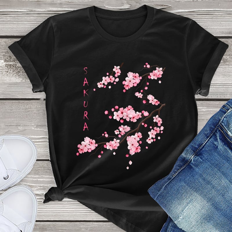 Majica Sakura Cherry Blossom s otiskom, milk silk materijal, kratki rukavi, okrugli izrez, široki kroj