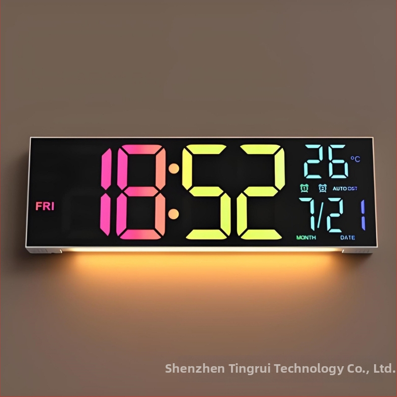 Digitálne LED nástenné hodiny, model PH-01, s elektronickým pohonom MIYOTA 5529, napájané z externého zdroja